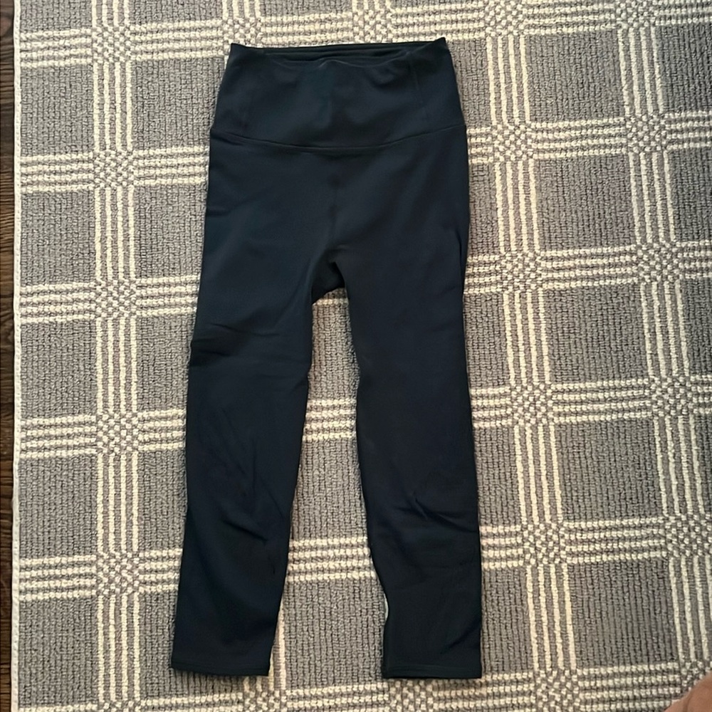Cropped lulu lemon leggings